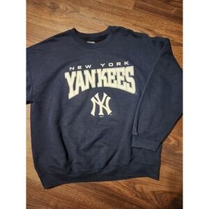 Stiches New York Yankees XL Crewneck Pullover Sweatshirt